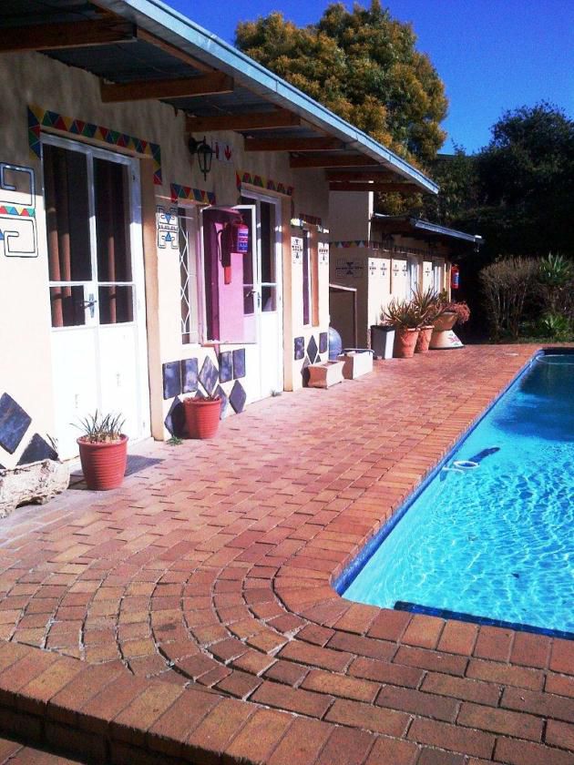 Accoustix Backpackers Blairgowrie Johannesburg Gauteng South Africa Complementary Colors, House, Building, Architecture, Swimming Pool