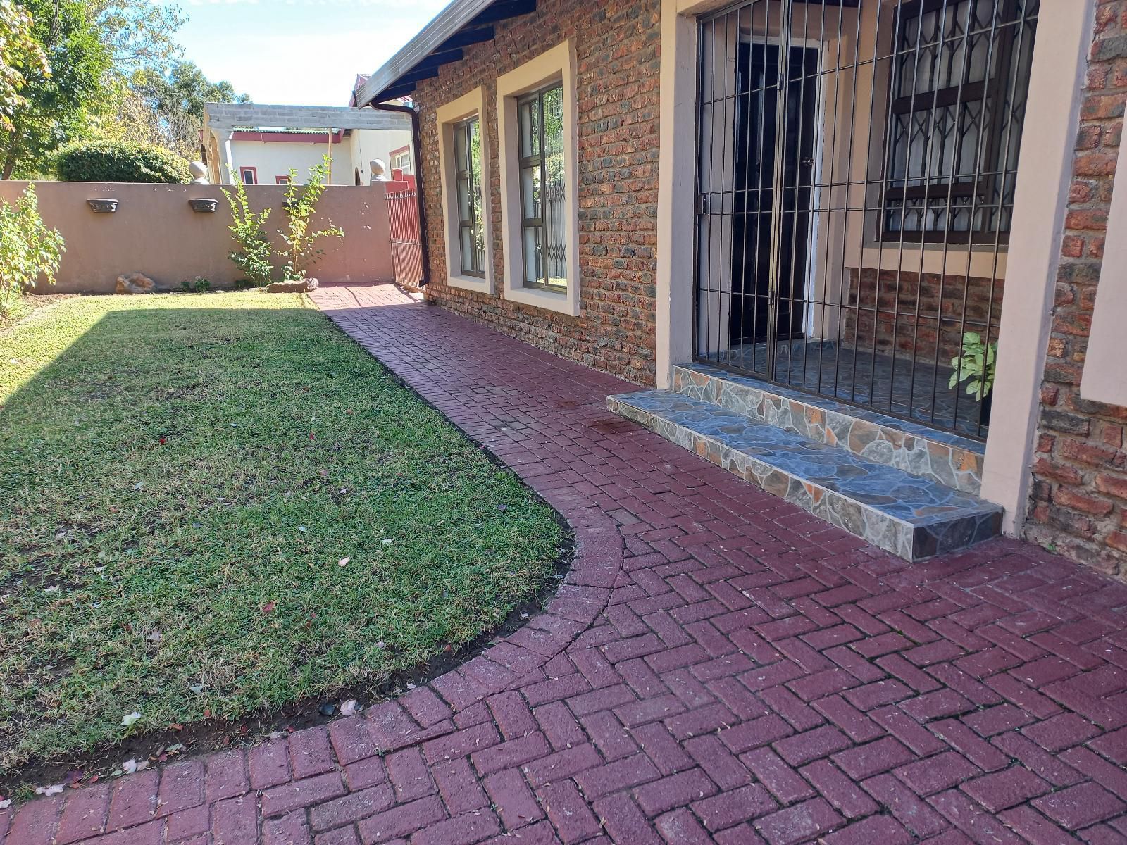 Achimer Guesthouse, House, Building, Architecture, Brick Texture, Texture, Garden, Nature, Plant