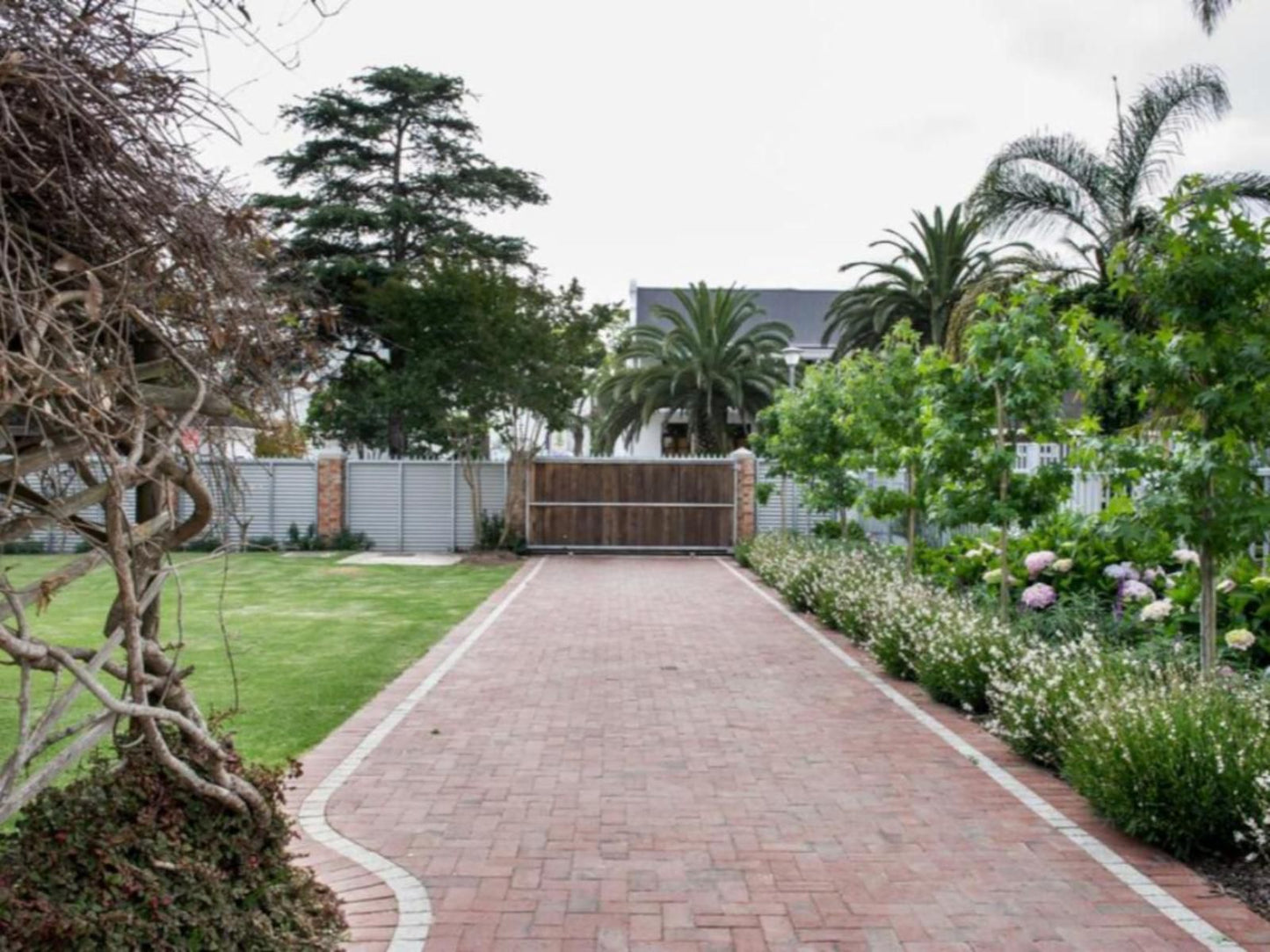 Acorn Guest House Bo Dorp George Western Cape South Africa House, Building, Architecture, Palm Tree, Plant, Nature, Wood, Garden