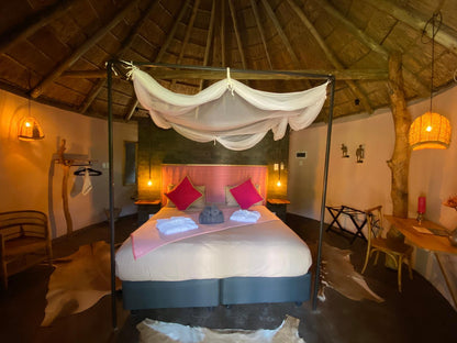 Deluxe Family Rondawel @ Addo African Home, Restaurant & Safari