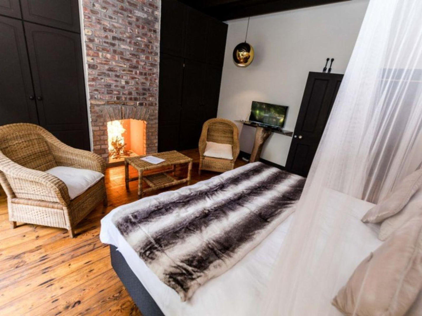 Superior Double Room @ Addo African Home, Restaurant & Safari