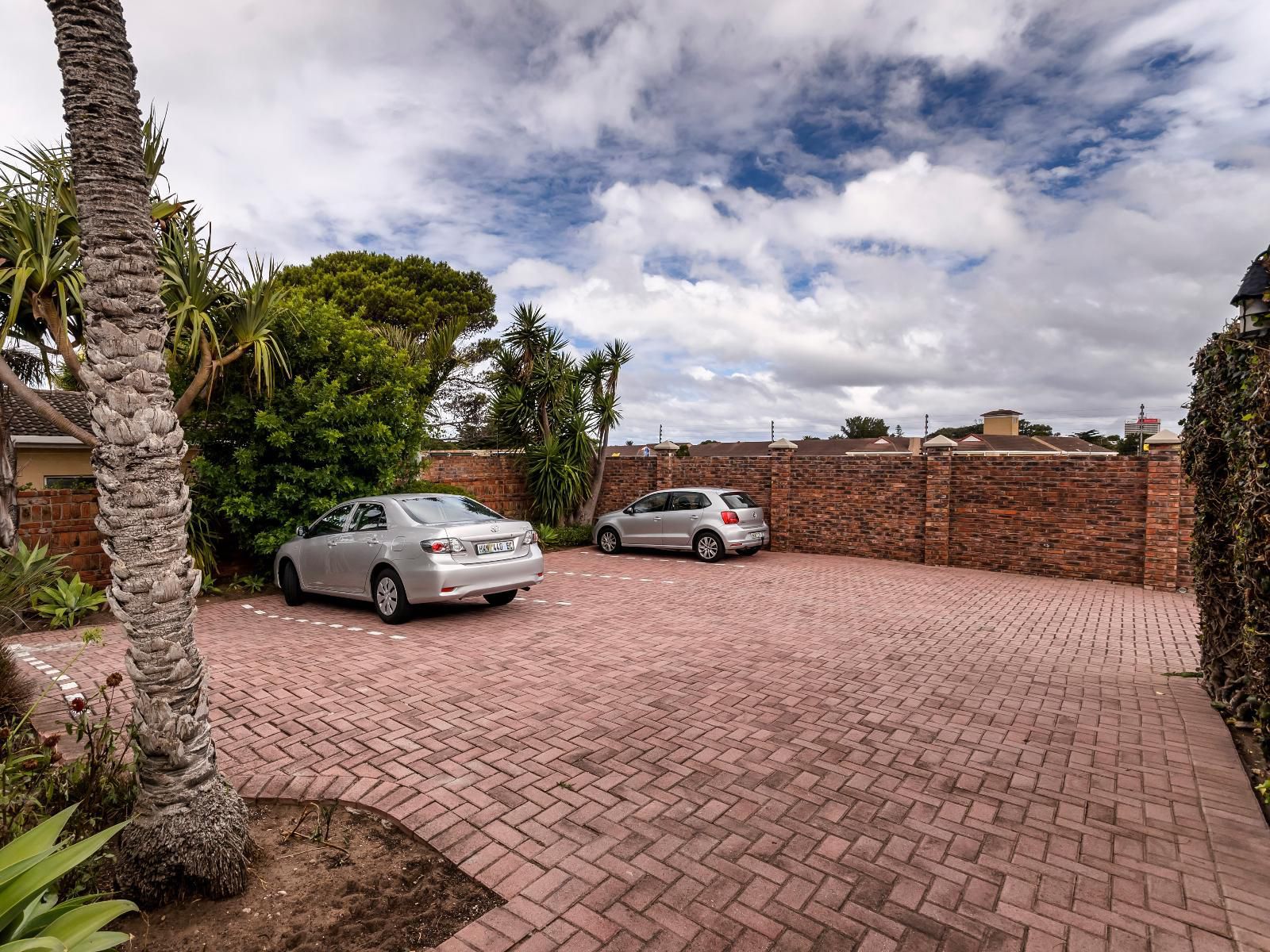 Admirals Lodge Guest House Summerstrand Port Elizabeth Eastern Cape South Africa House, Building, Architecture, Palm Tree, Plant, Nature, Wood, Car, Vehicle