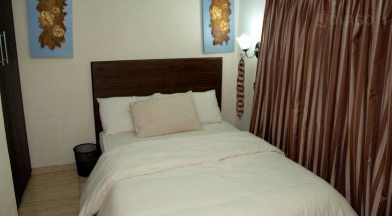 Adunola Villa Serviced Apartment Riviera Pretoria Tshwane Gauteng South Africa Bedroom