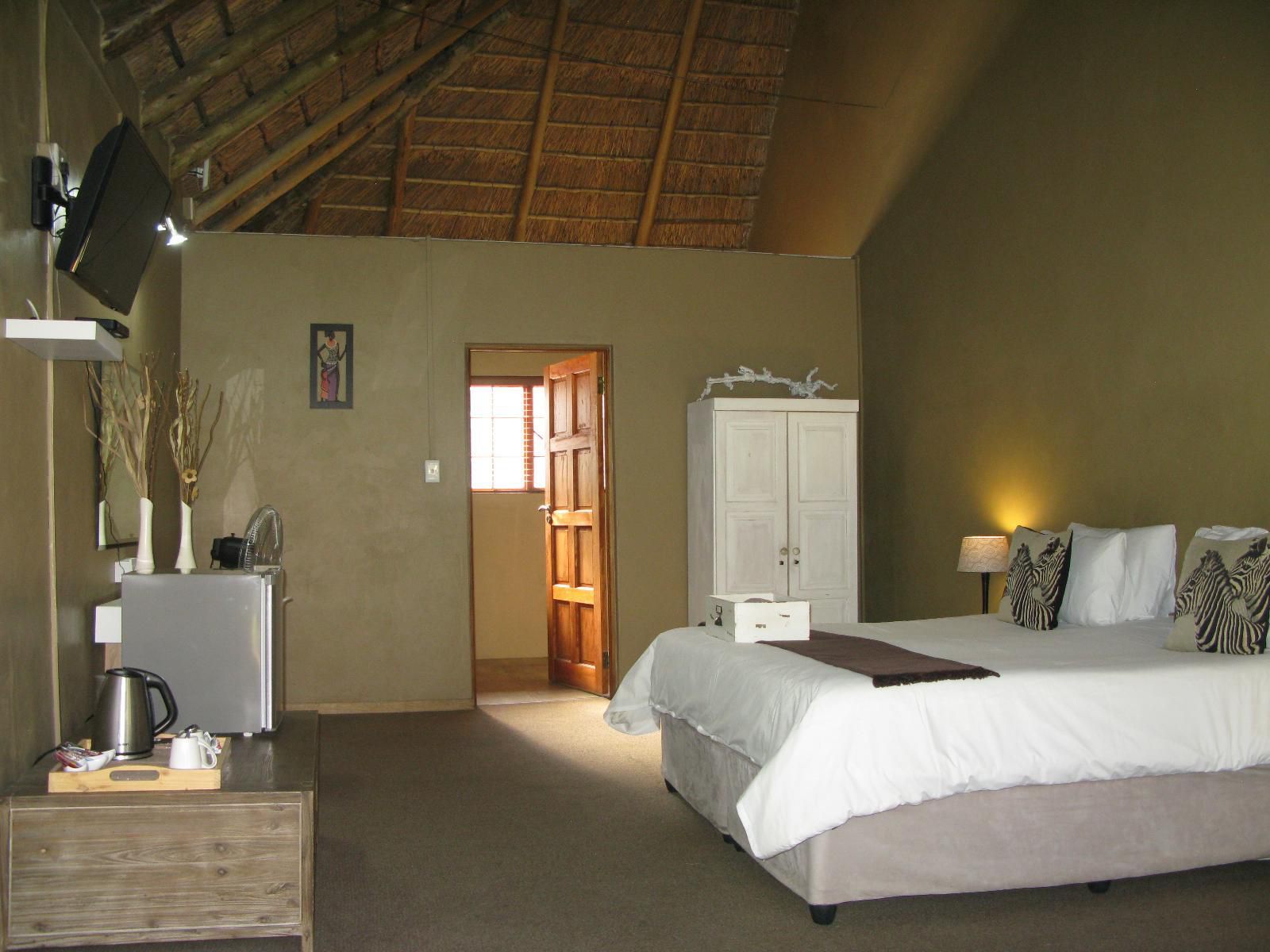 Aero Guest Lodge, Standard Double Room, Sepia Tones, Bedroom