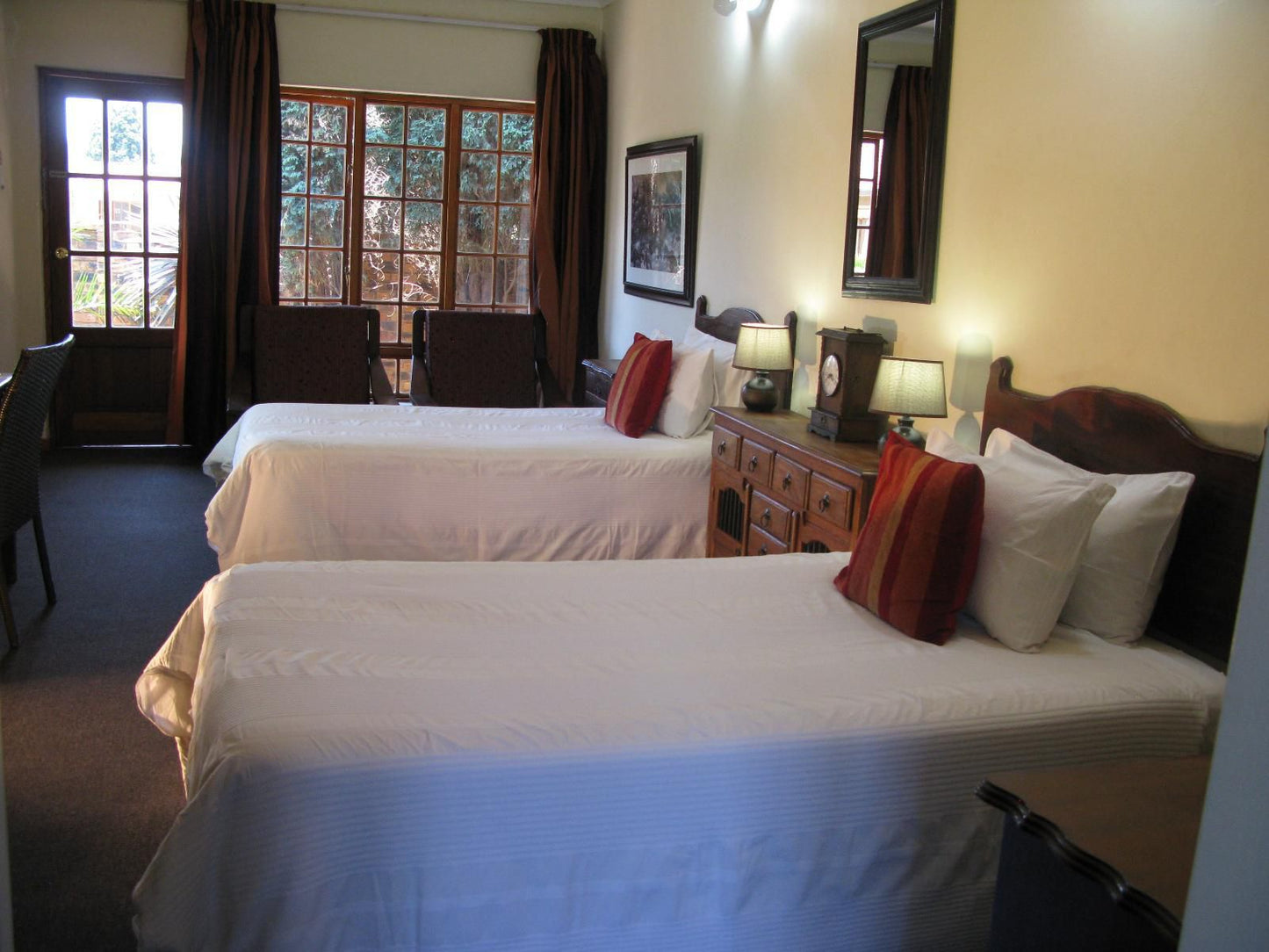 Aero Guest Lodge, Standard Double Room