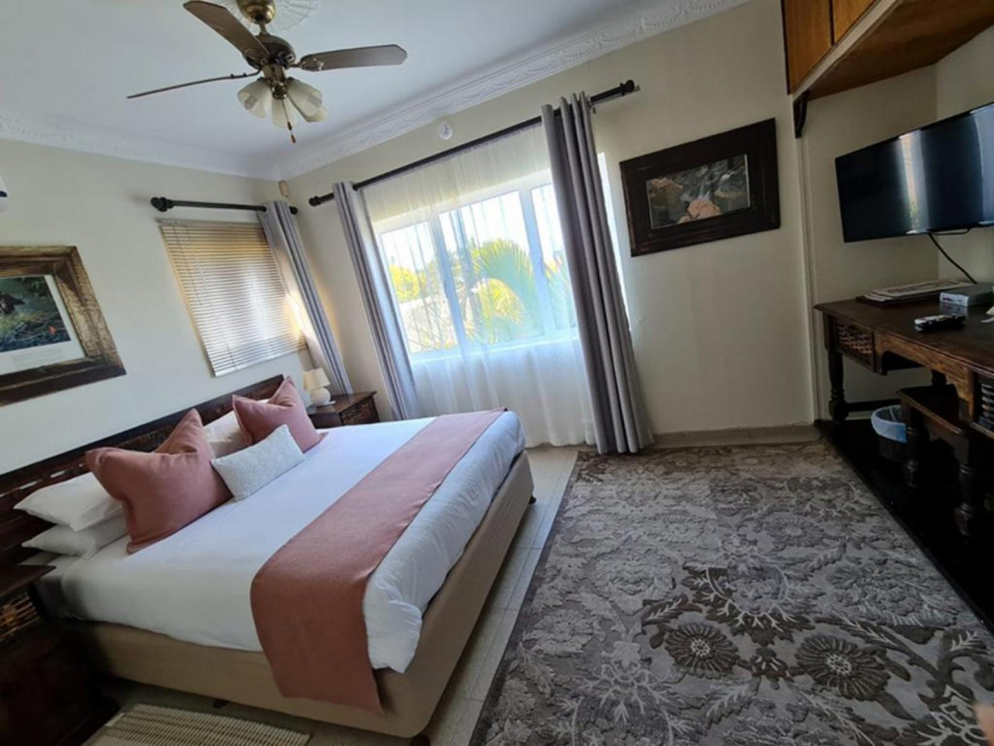 Double Room @ Africa Regent