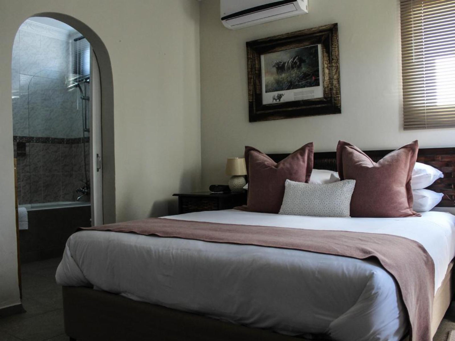 Double Room @ Africa Regent