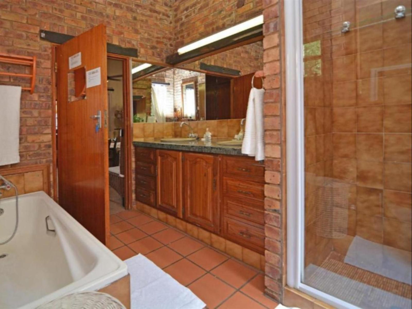 Africa House Guest House Zwartkop Centurion Gauteng South Africa 