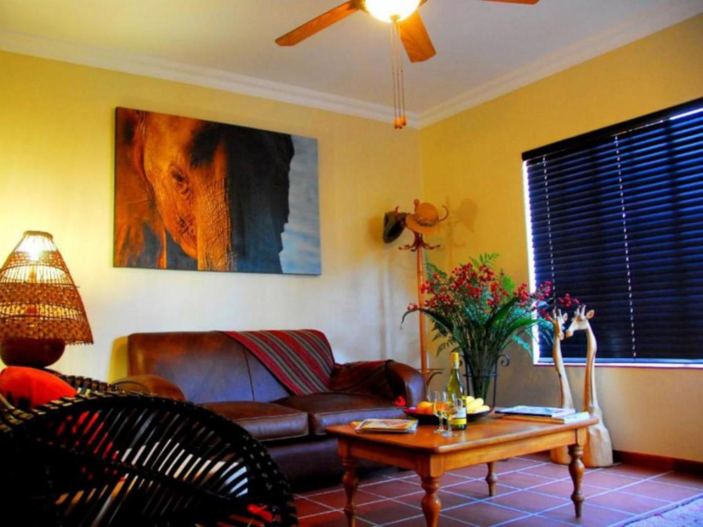 Africa House Guest House Zwartkop Centurion Gauteng South Africa Living Room