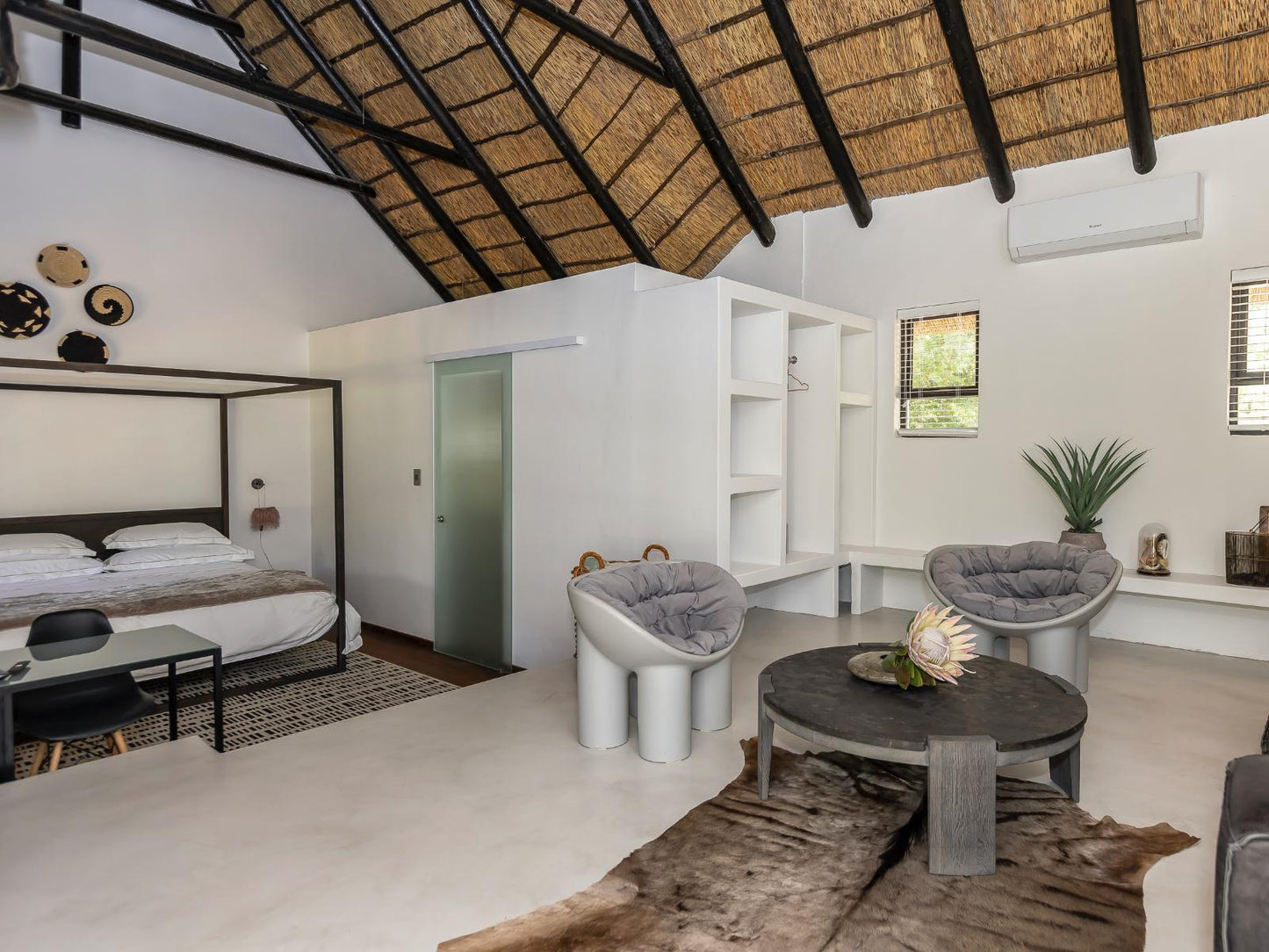 Luxury Studio- Wildebeest @ Africa Lodge