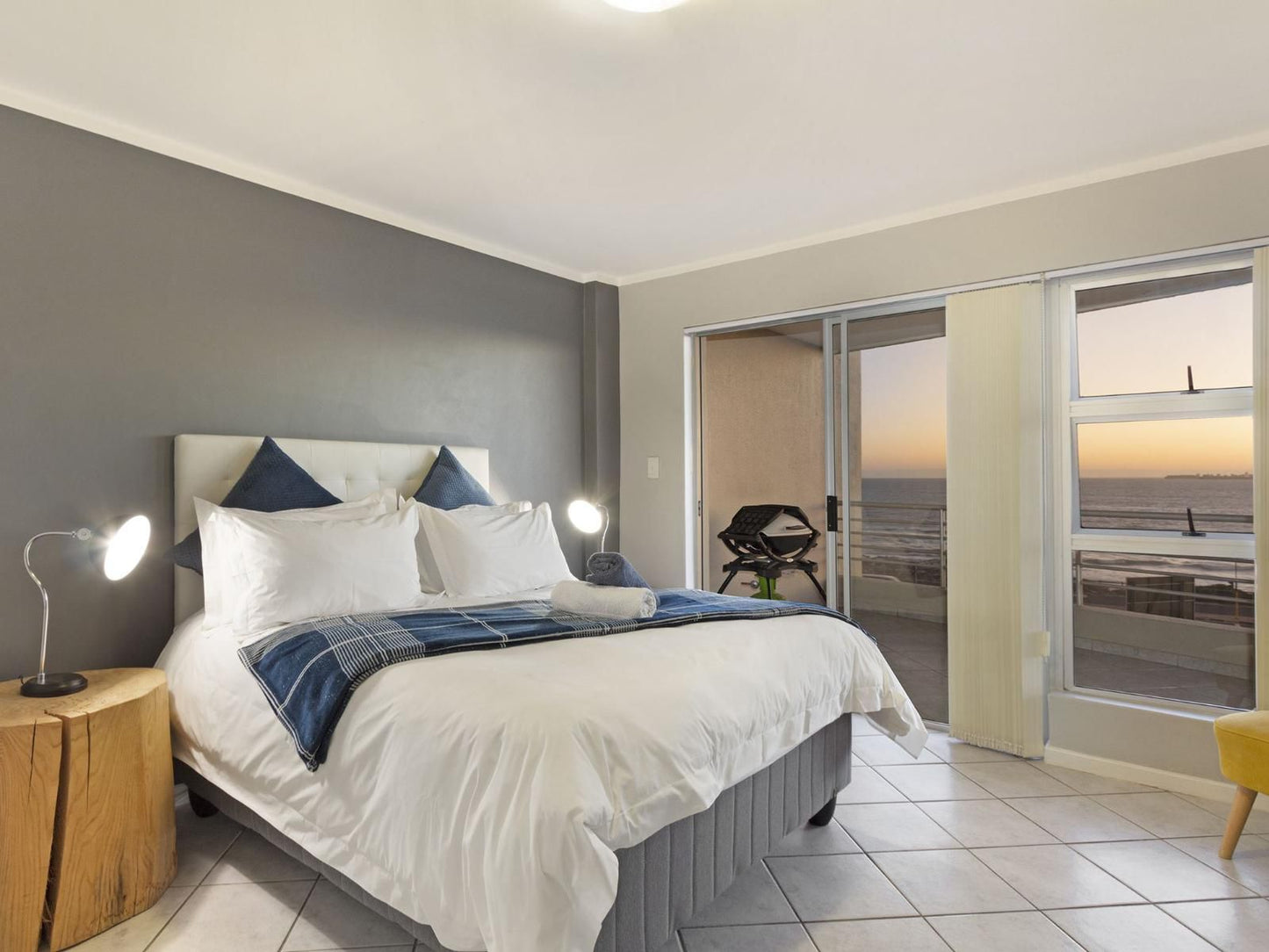 African Beauty The Bay By Hostagents Bloubergstrand Blouberg Western Cape South Africa Bedroom