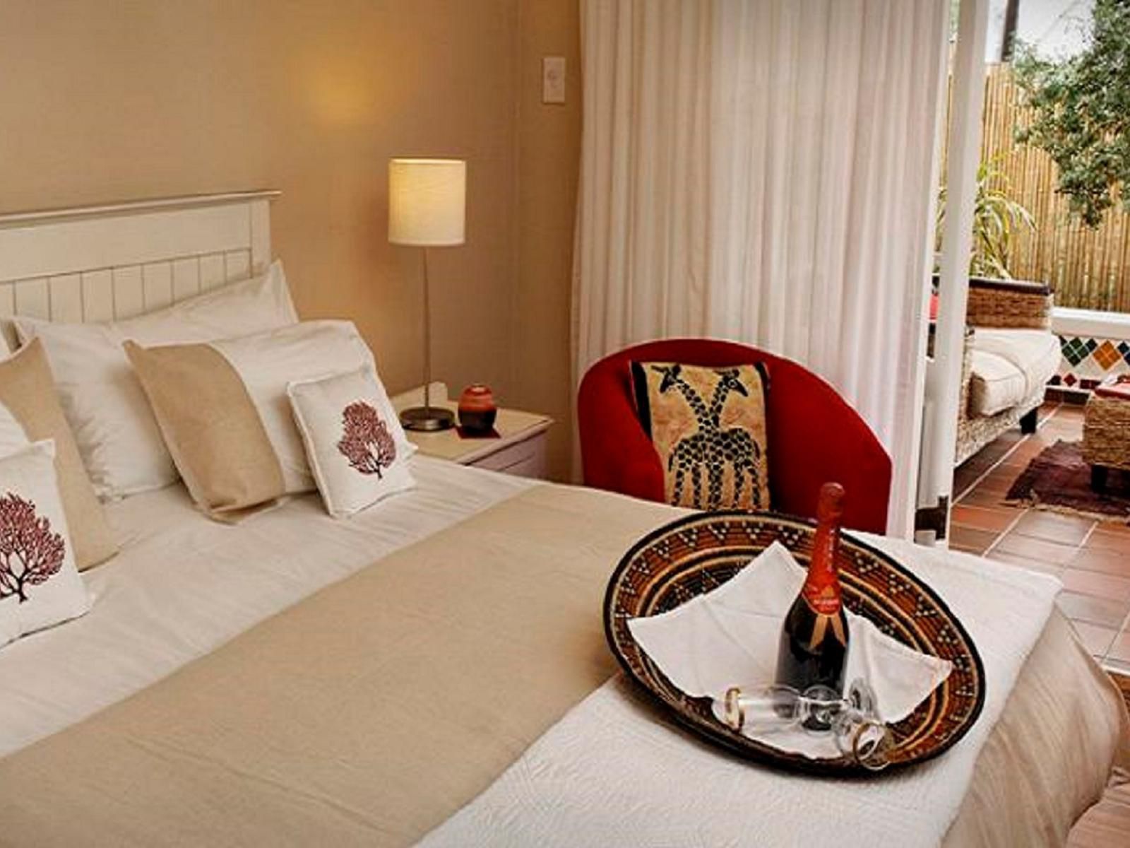 African Breeze Guesthouse, Deluxe Suite, Place Cover, Food, Bedroom