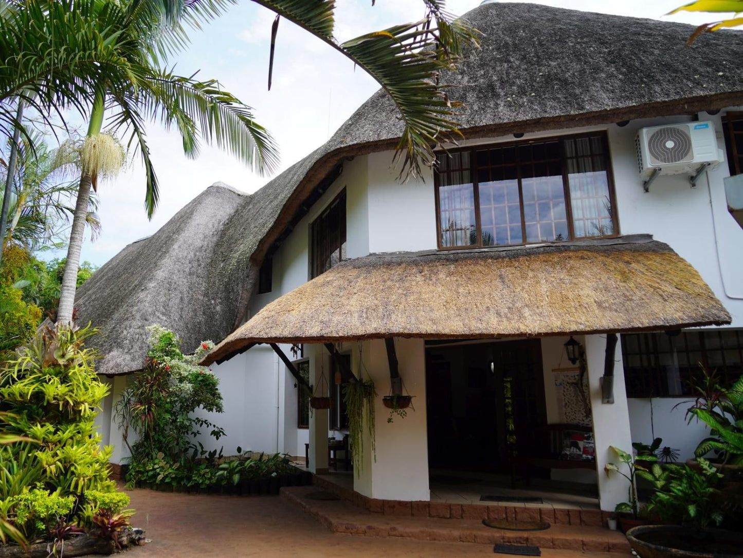 African Ambience Guesthouse St Lucia Kwazulu Natal South Africa Building, Architecture, House