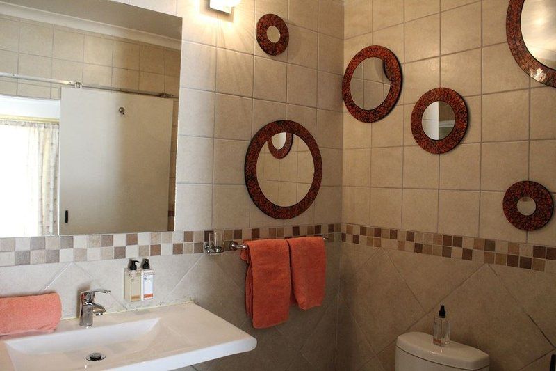 Africa Paradise Airport Guest Lodge And Travel Centre Linksview Johannesburg Gauteng South Africa Bathroom