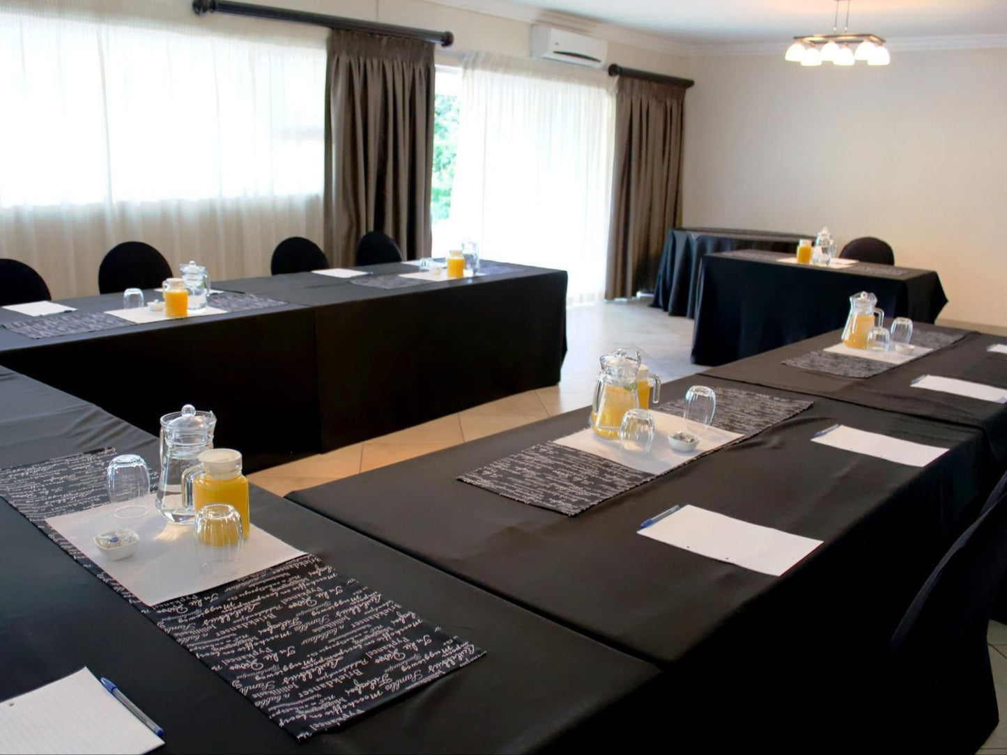 Africasky Boutique Hotel, Seminar Room