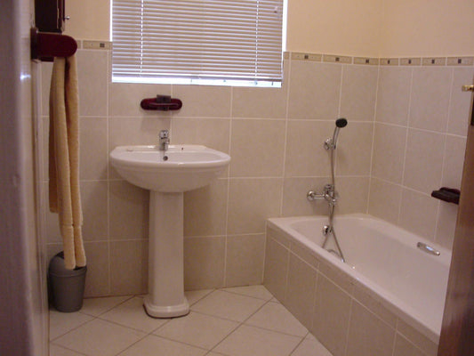 Africlassic Guest House Harrismith Harrismith Free State South Africa Bathroom