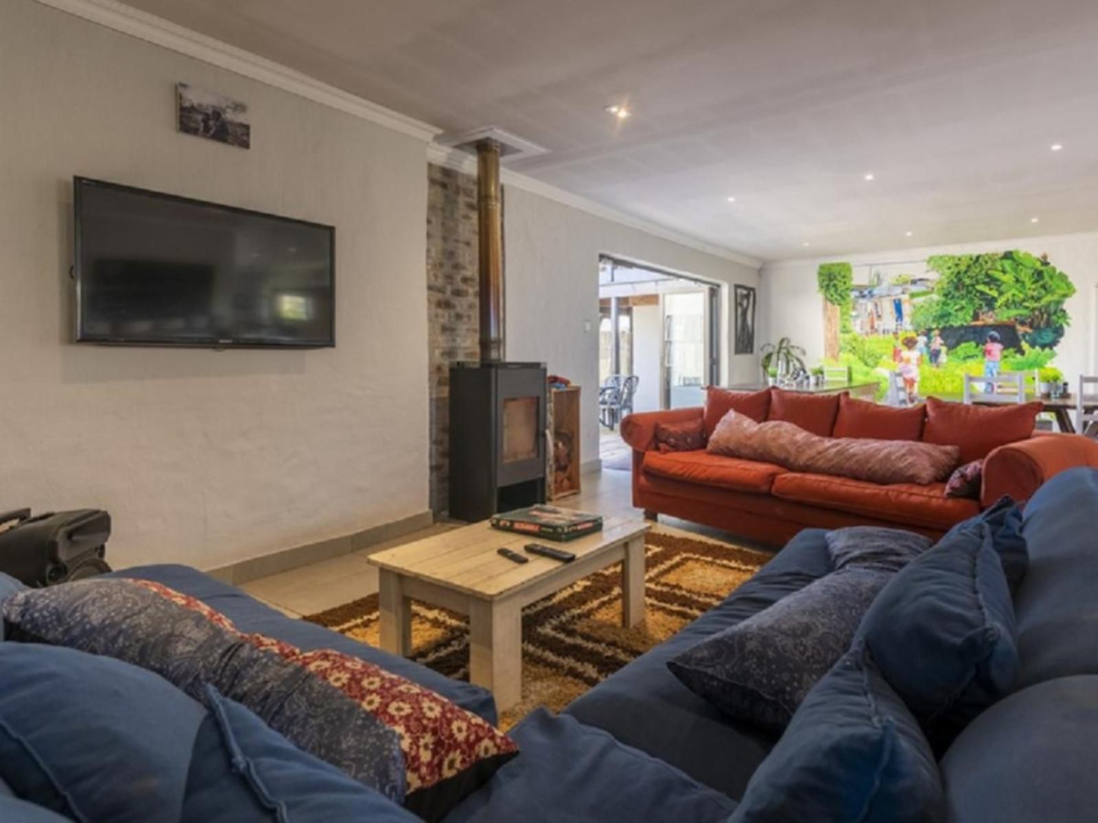 Afrovibe Beach Villa, Living Room