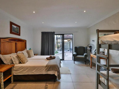 Afrovibe Beach Lodge Myoli Beach Sedgefield Western Cape South Africa Bedroom