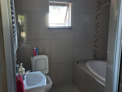 Agt Guesthouse Vryheid Kwazulu Natal South Africa Unsaturated, Bathroom