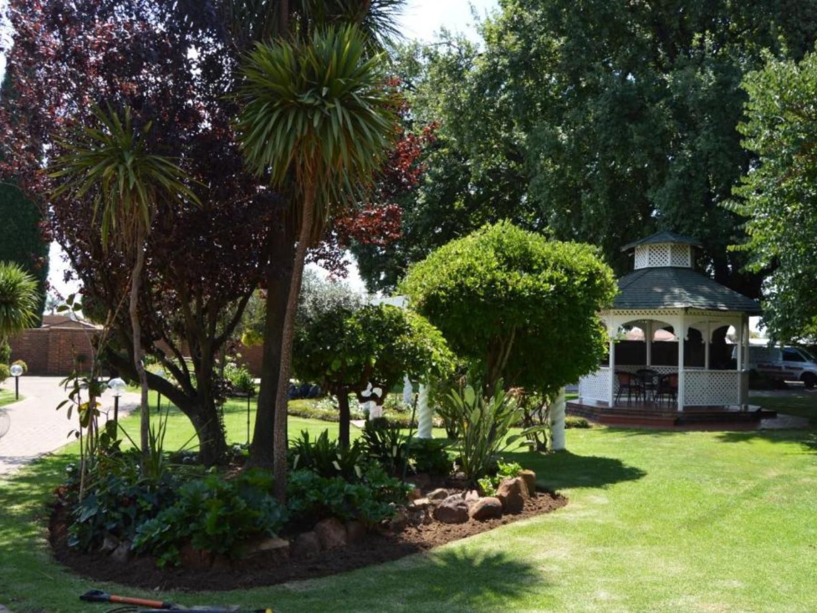 Airport Gardens Boutique Hotel, House, Building, Architecture, Palm Tree, Plant, Nature, Wood, Pavilion, Garden