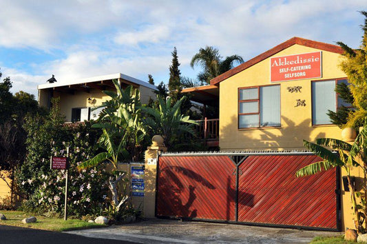 Akkedissie Self Catering Strand Western Cape South Africa Complementary Colors, Building, Architecture, House, Palm Tree, Plant, Nature, Wood, Window