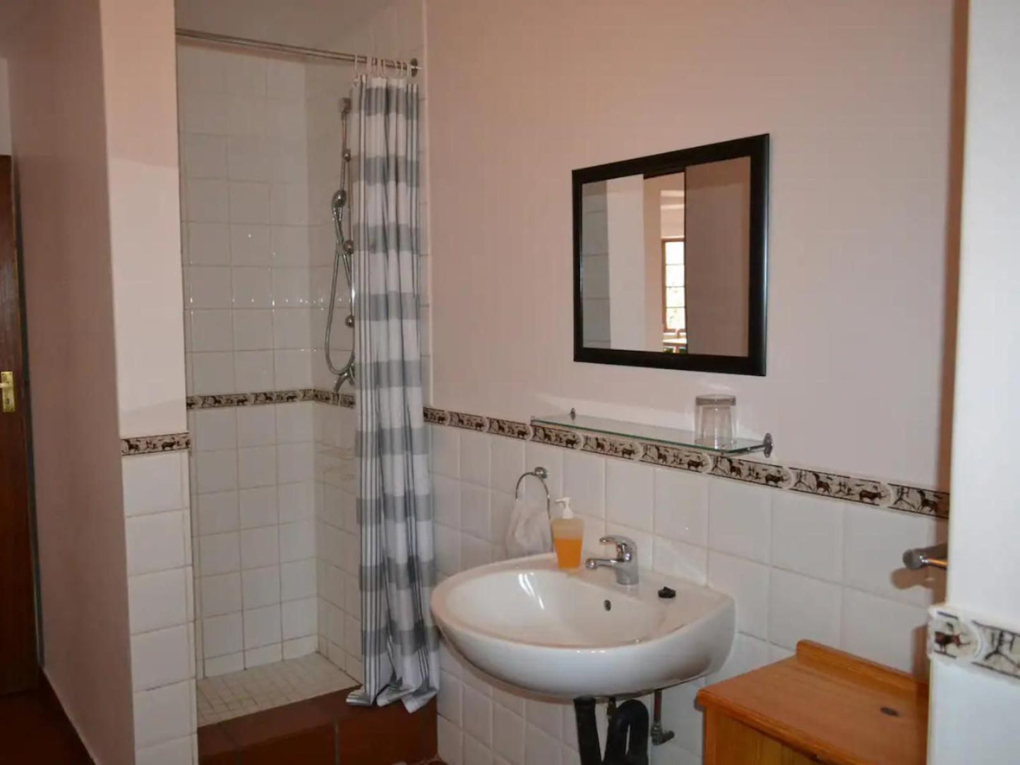 Akzente Self Catering Clarens Free State South Africa Bathroom