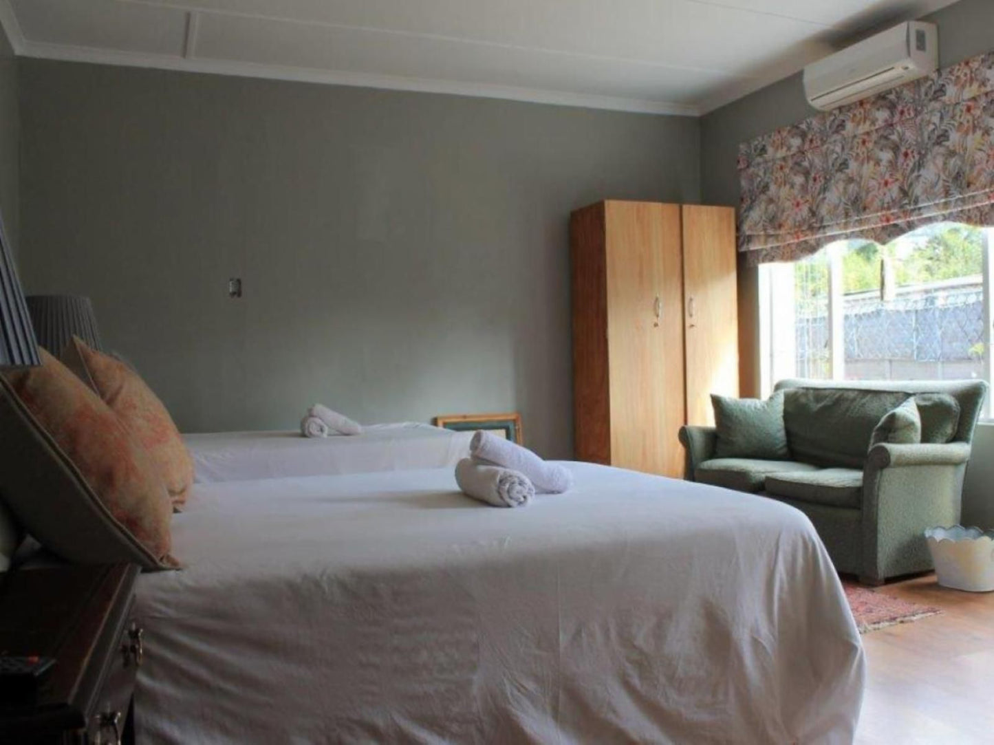 Albert House Guesthouse, Standard Family Room En-suite, Bedroom