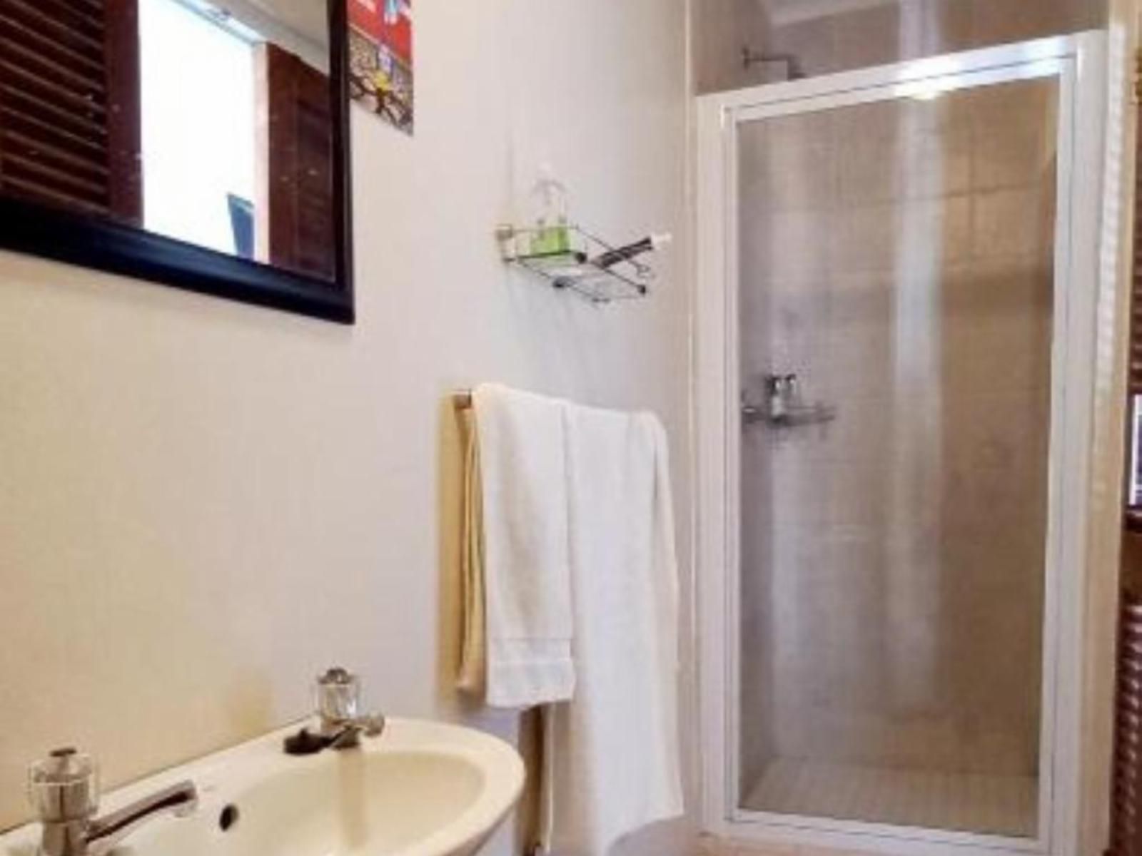 Albert Road Garden Guesthouse, Standard Room Tiled Floor, Bathroom