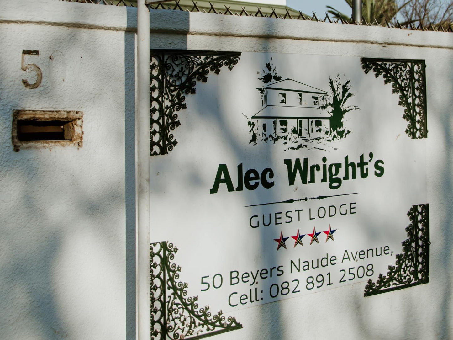 Alec Wright'S Guest Lodge, Palm Tree, Plant, Nature, Wood, Sign, Text