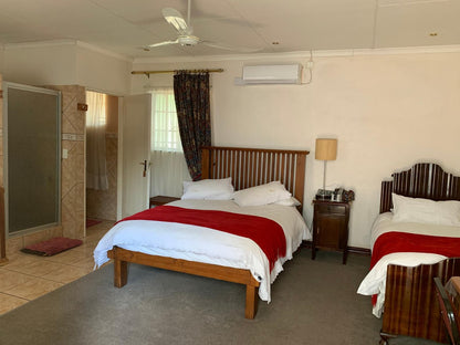 Alec Wright'S Guest Lodge, Deluxe Triple Rooms