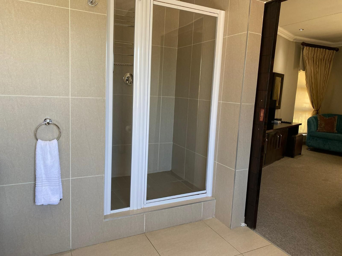 Allegro Guest House Bloemfontein Bayswater Bloemfontein Free State South Africa Bathroom