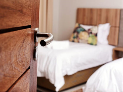 2 Bedrooms Family Suite - 4 Sleeper @ Aloe Lifestyle Hotel