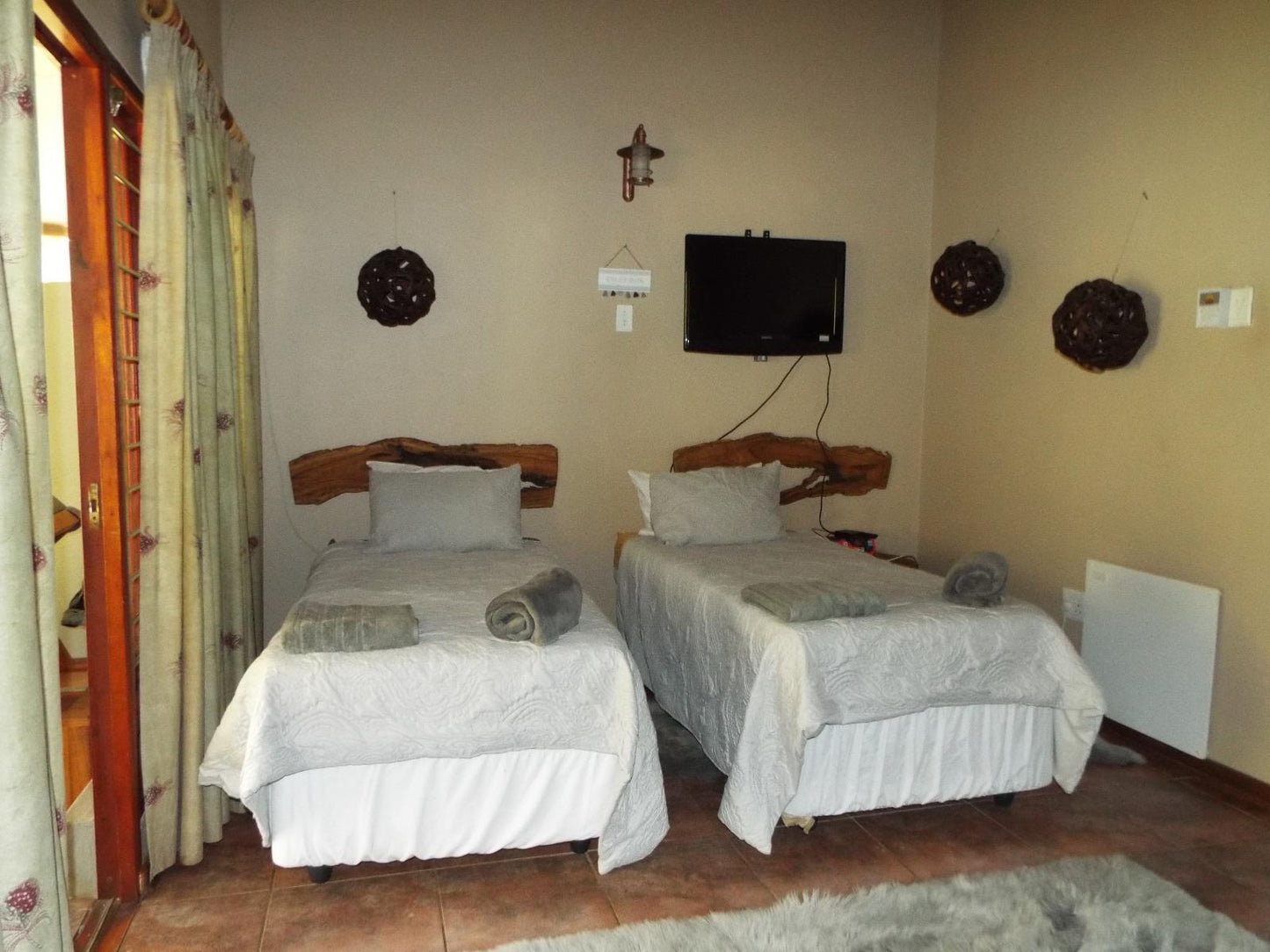 Self Catering Room 8 @ Aloes Country Inn