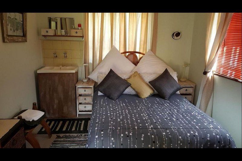 Alpaca Self Catering Cottage Kleinmond Western Cape South Africa Bedroom