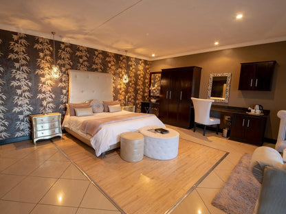 Altissimo Guesthouse, Luxury Queen Room, Bedroom