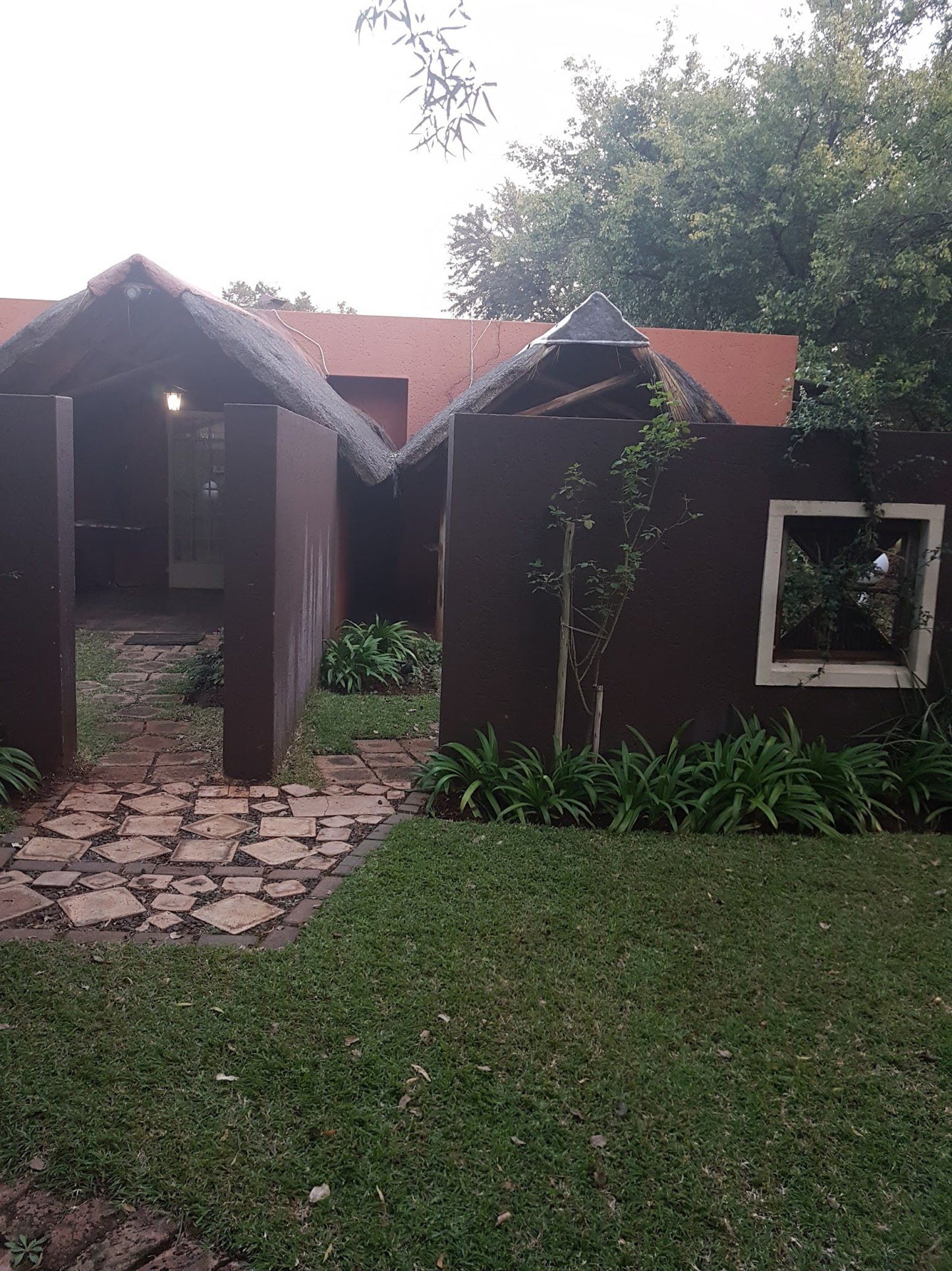 Amaduku Lodge Flora Park Ah Gauteng South Africa 