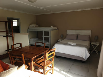 Tradouw Family room en-suite @ Amakaya Backpackers Travellers Accommodation