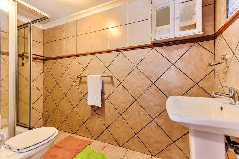 Amanzi Guest House Newton Park Port Elizabeth Eastern Cape South Africa Bathroom