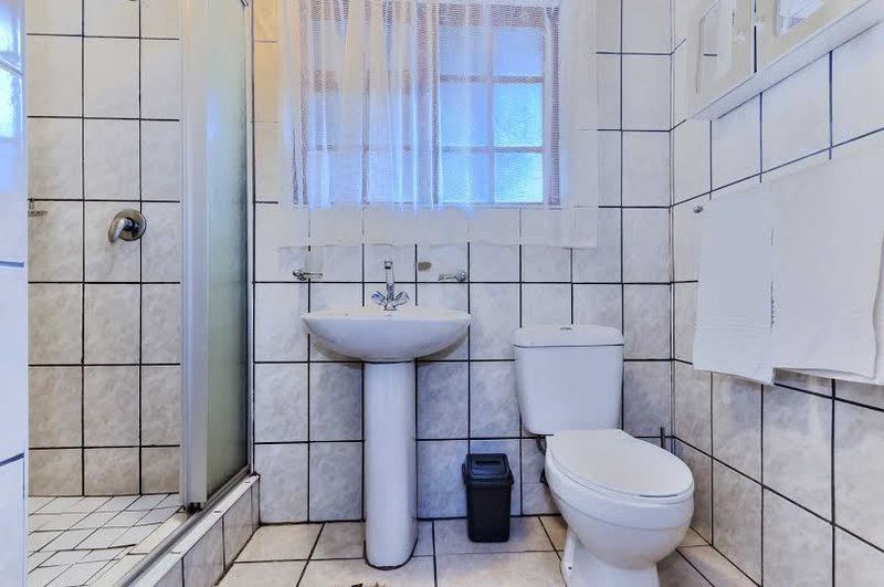 Amanzi Guest House Newton Park Port Elizabeth Eastern Cape South Africa Bathroom