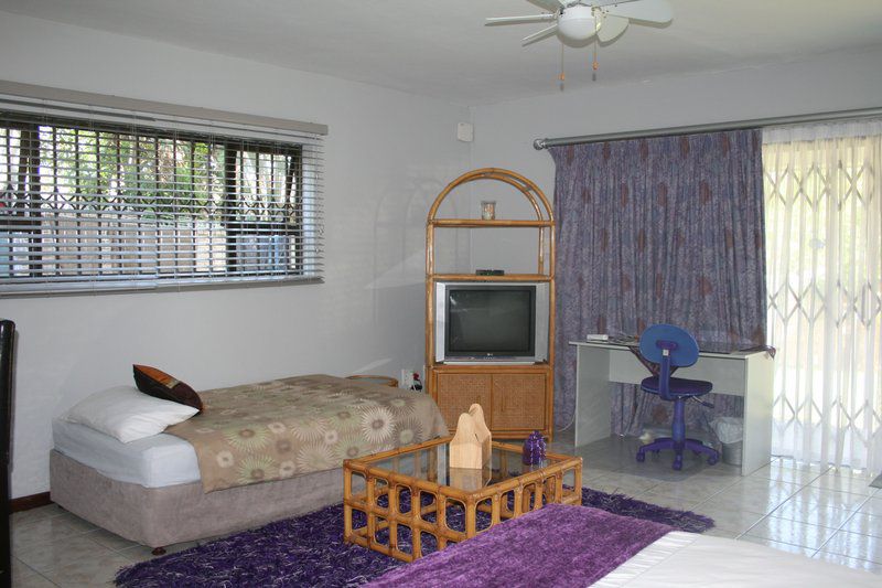 Amber Bed And Breakfast Beacon Bay East London Eastern Cape South Africa Living Room