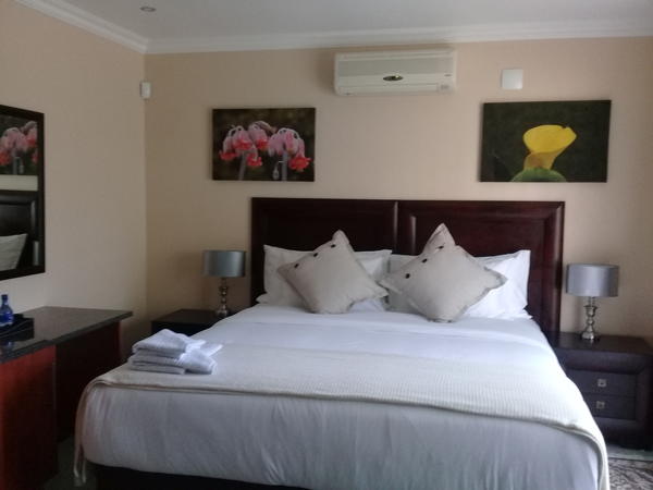 Room 2 - Twin Garden Facing @ Ametis Guest House