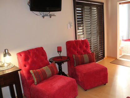 Amjicaja Guesthouse Tours & Rentals, Elite King Room, Living Room