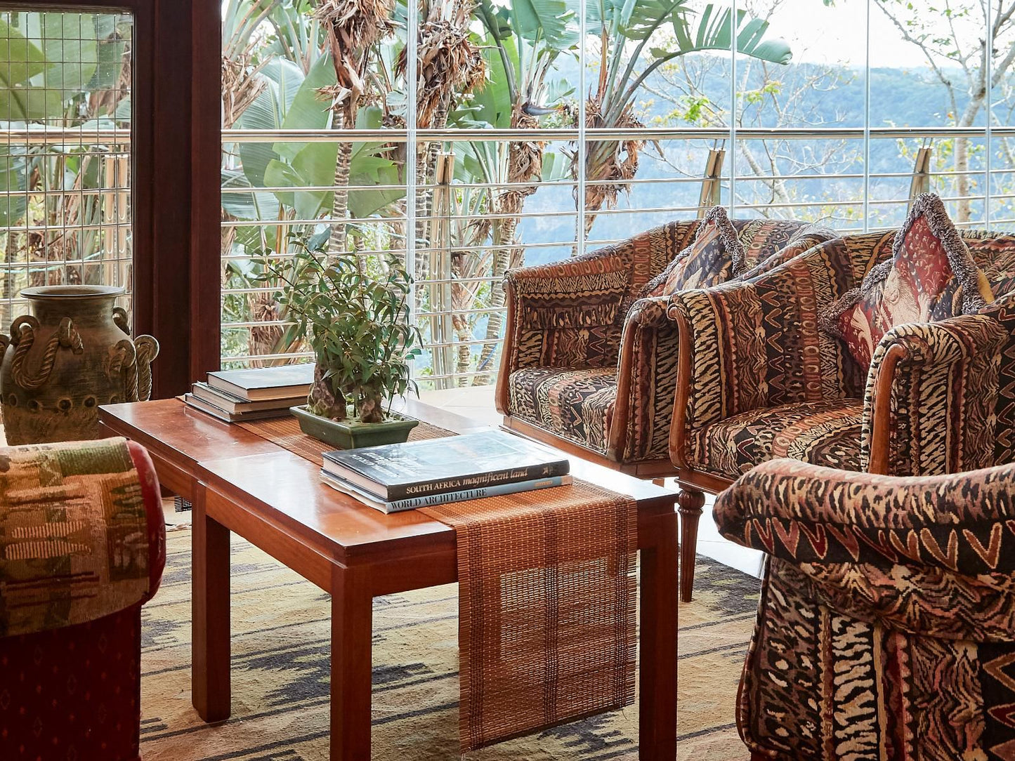 Ammazulu African Palace, Living Room