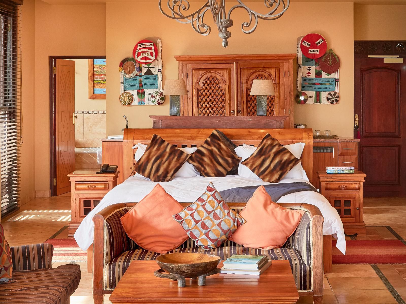 Ammazulu African Palace, Presidential Suite, Colorful