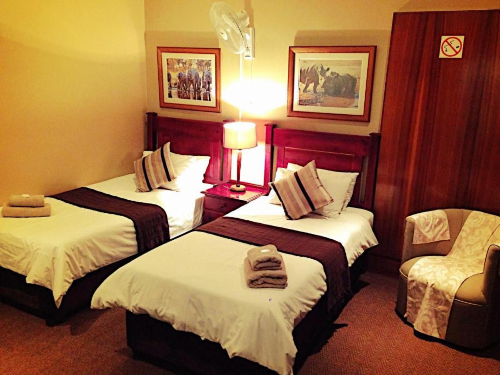 Amper Bo Guest House, Budget Twin Room 38-3, Colorful