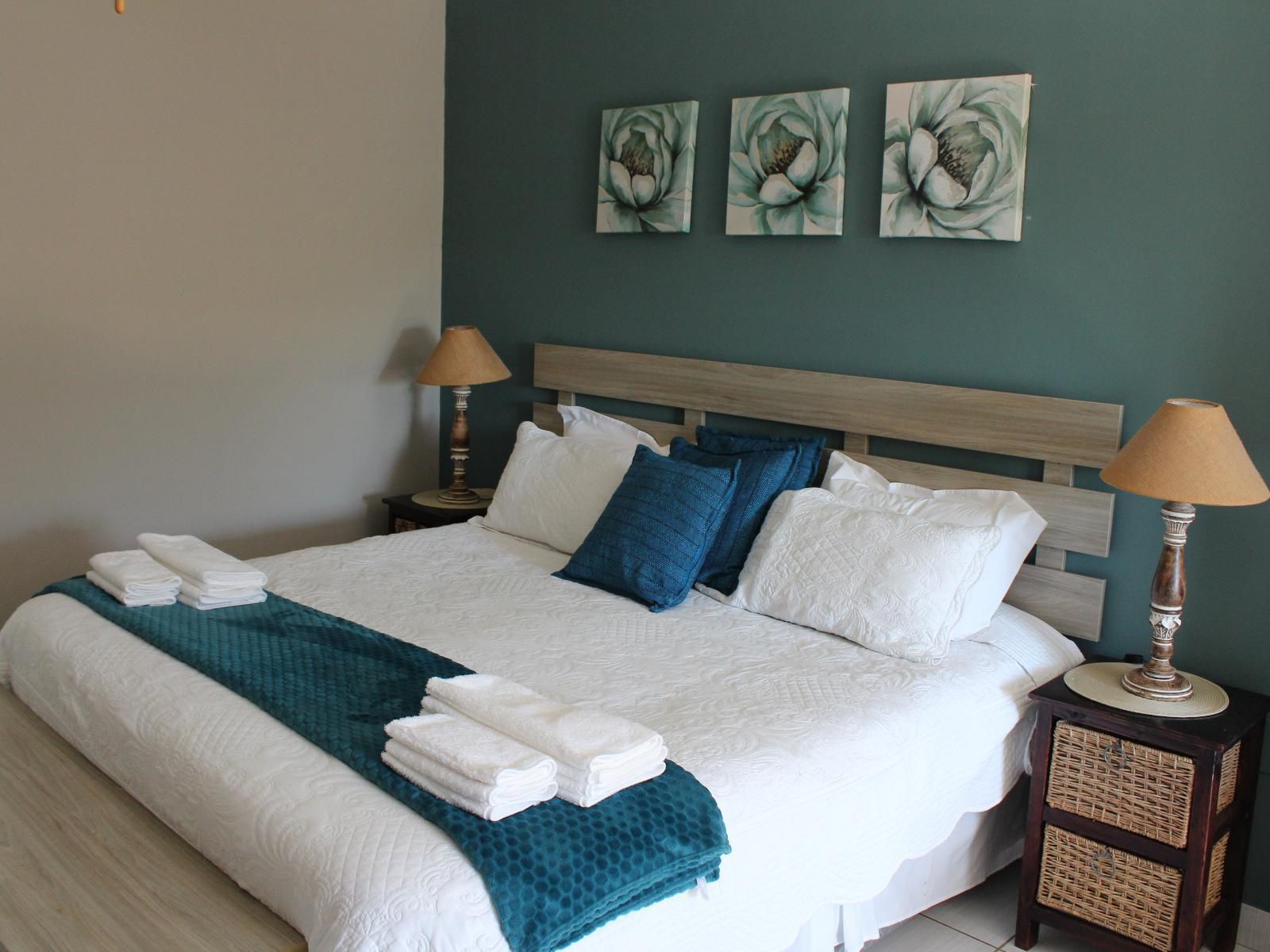 An Exclusive Guest House Too, Room 10: Soft colours of the Ocean, Bedroom