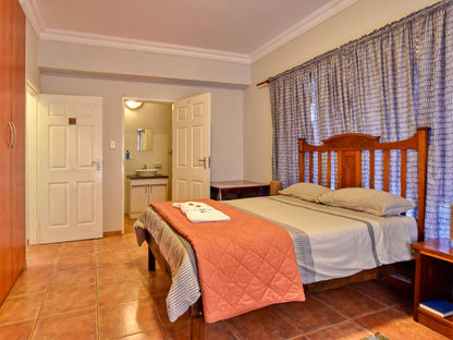 Anandi Guesthouse Swakopmund, Family Room, Bedroom