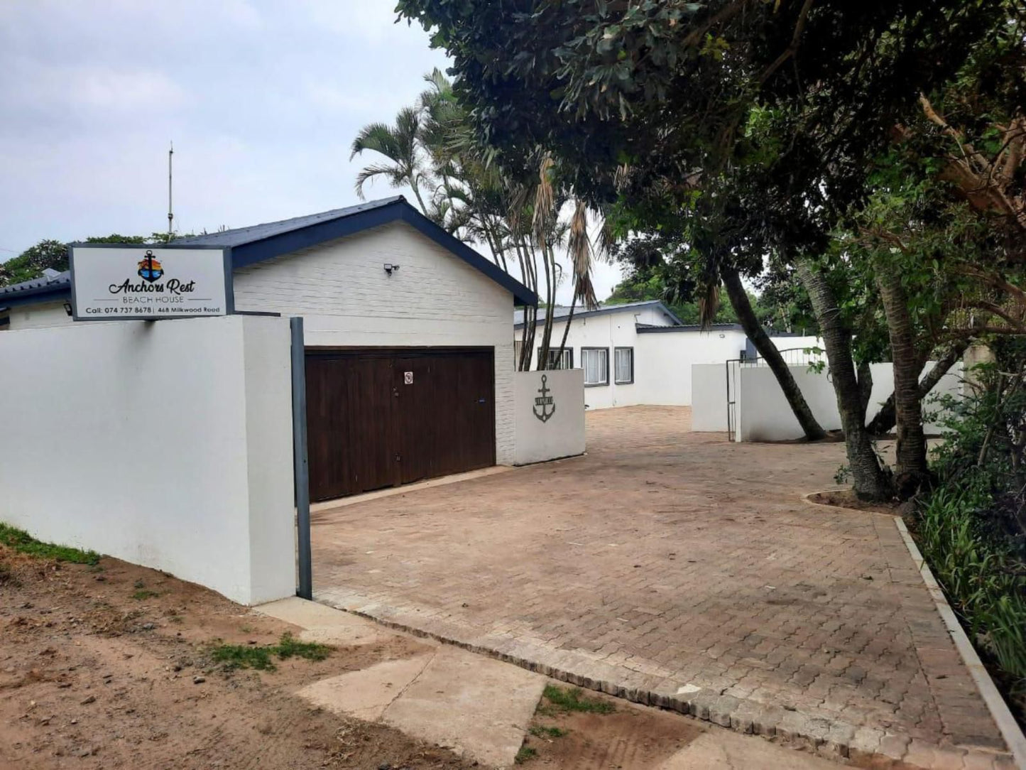 Anchor S Rest Southport Kwazulu Natal South Africa House, Building, Architecture, Palm Tree, Plant, Nature, Wood