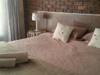 Two Bedroom Appartment @ Ancient Windmill Guesthouse And Conference Centre