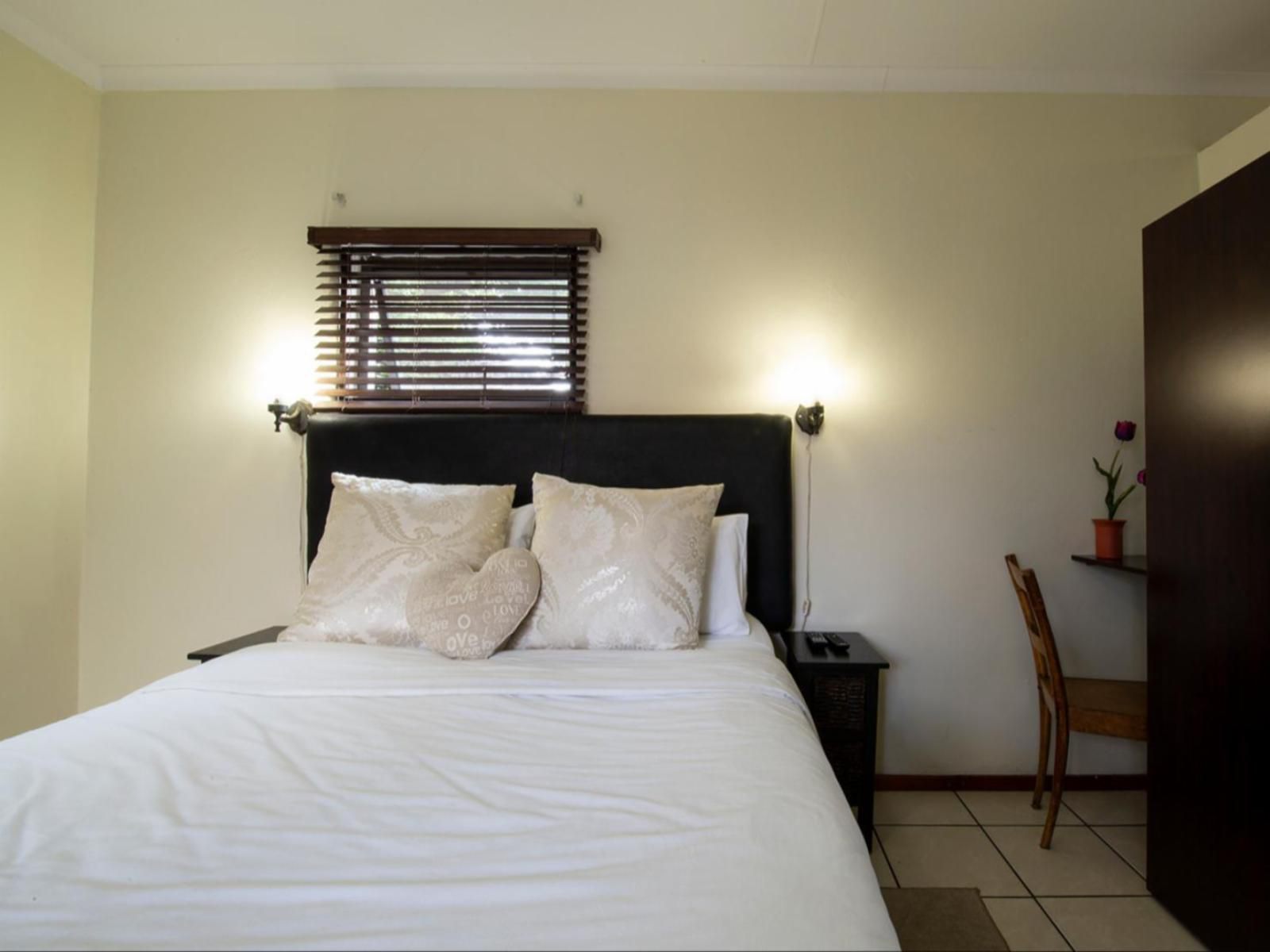 Angelica Guest House, Luxury Suite, Bedroom